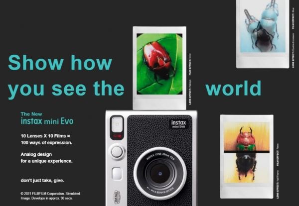 Fujifilm представили камеру моментальной печати Instax mini Evo