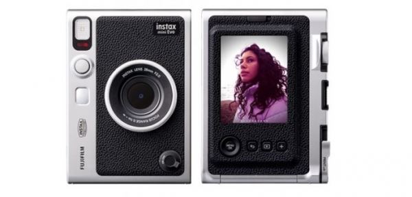Fujifilm представили камеру моментальной печати Instax mini Evo