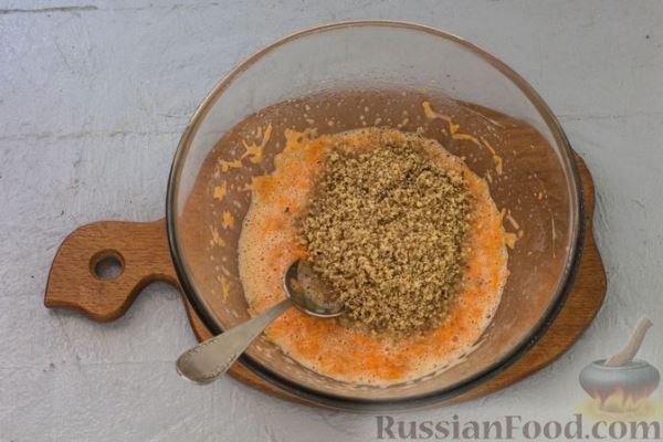 Орехово-морковный пирог с грушами, на кукурузной и овсяной муке